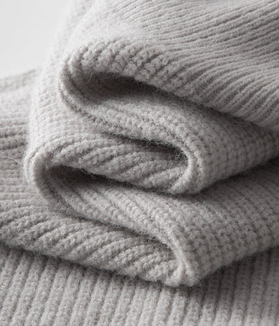 100% Merinowolle GESCHLOSSENER CARDIGAN