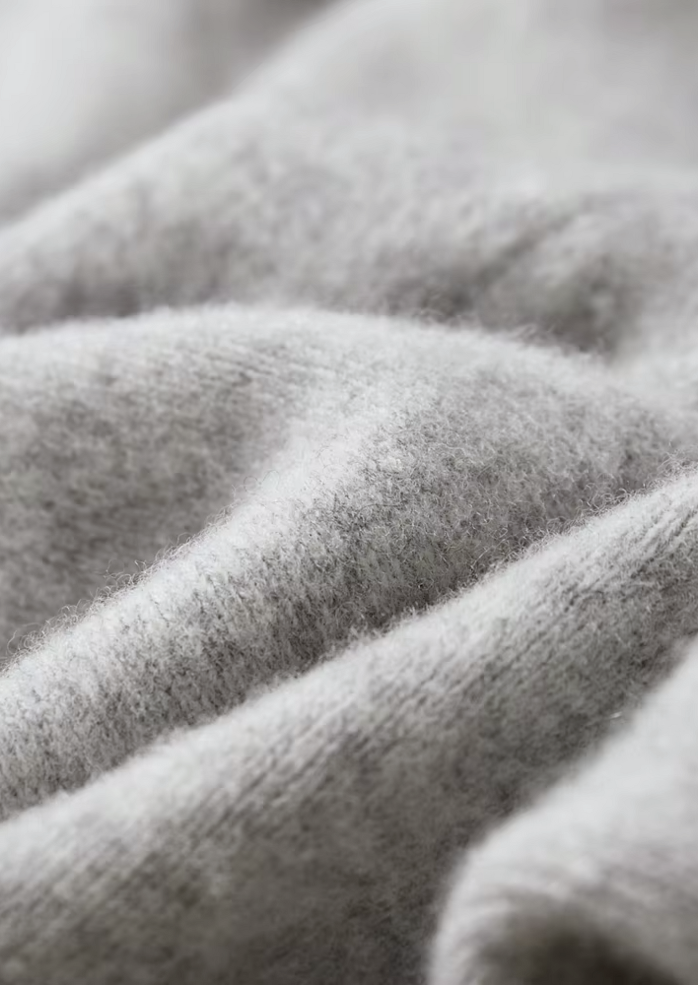 Zweifarbiger Trainingsanzug aus 100% Merinowolle