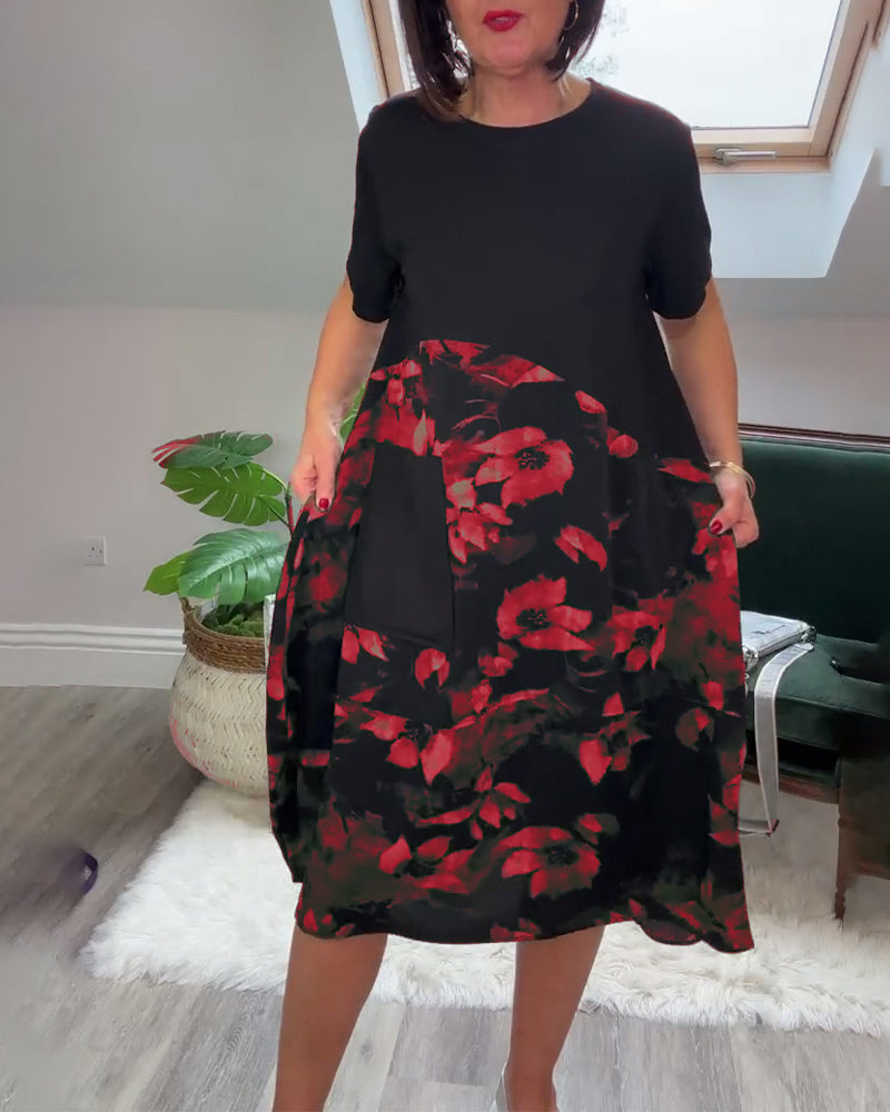 Patchworkkleid mit Rundhalsausschnitt und Blumenmuster