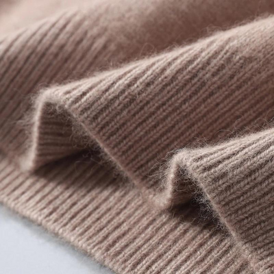 100% CASHMERE MIT REISSVERSCHLUSS