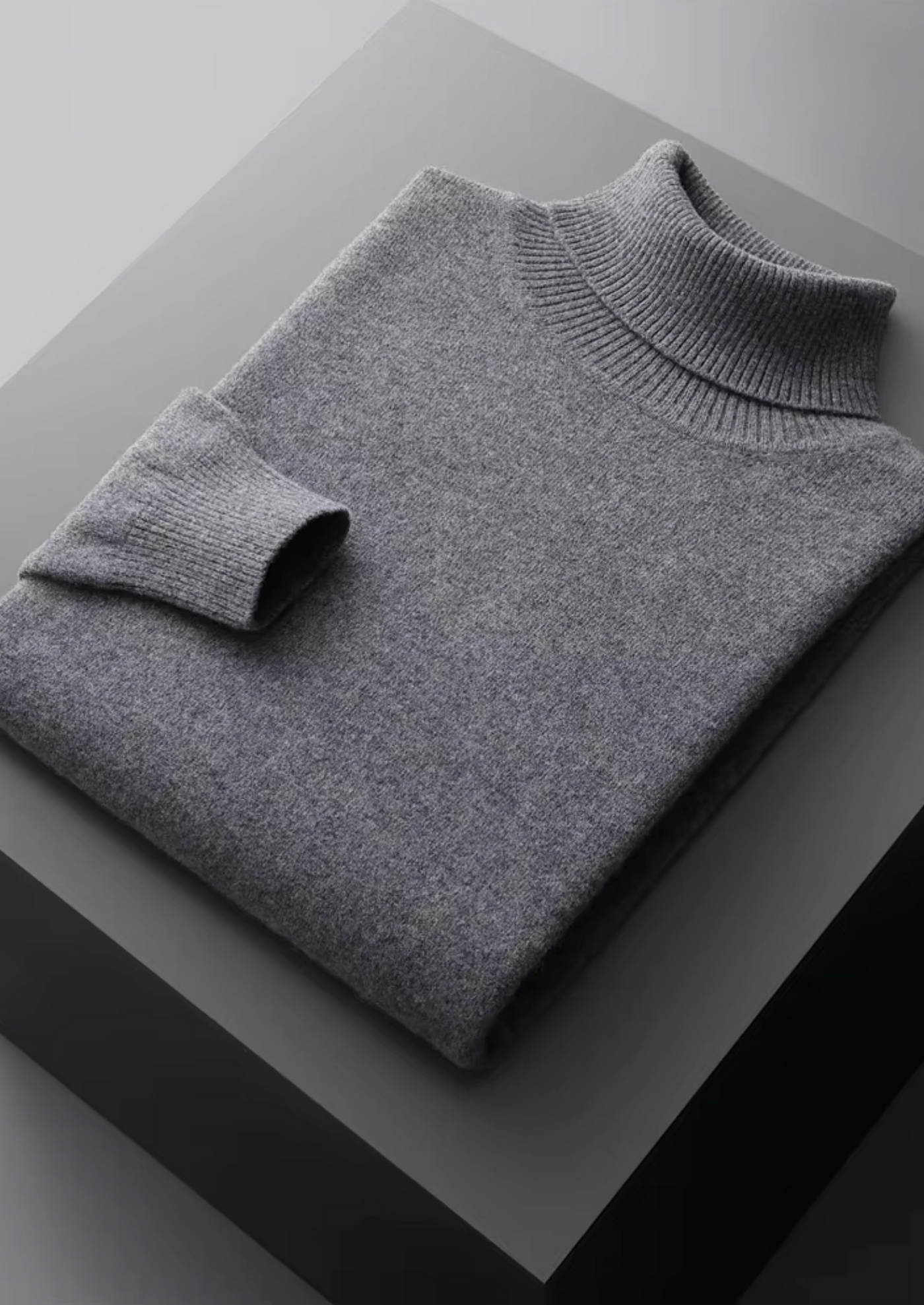 NOBA WOLLE KLASSISCHER ROLLKRAGEN" could be rewritten as "NOBA Classic Wool Turtleneck.