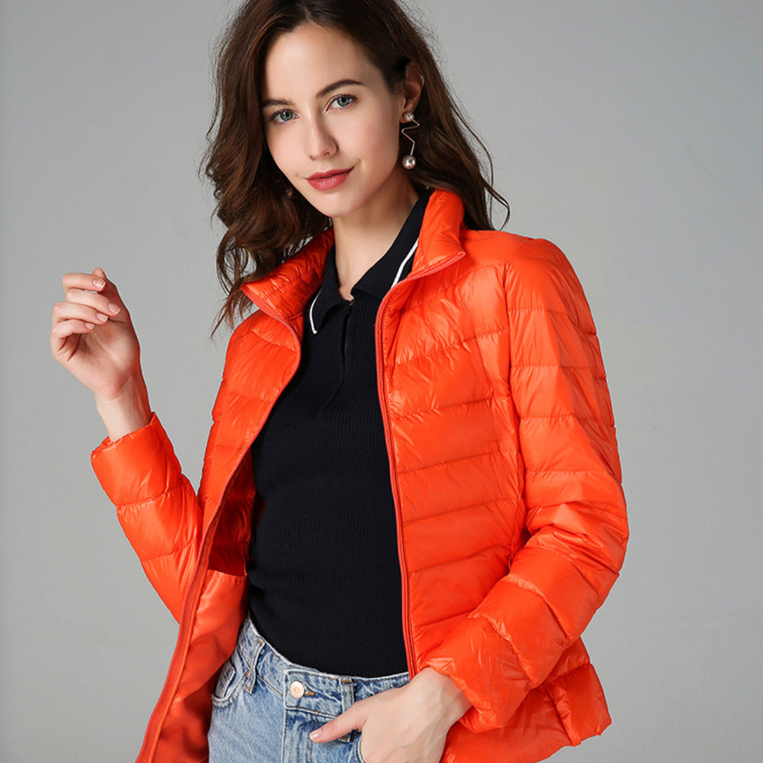 Myra™ | Ultraleichte Daunenjacke mit eleganten Falten