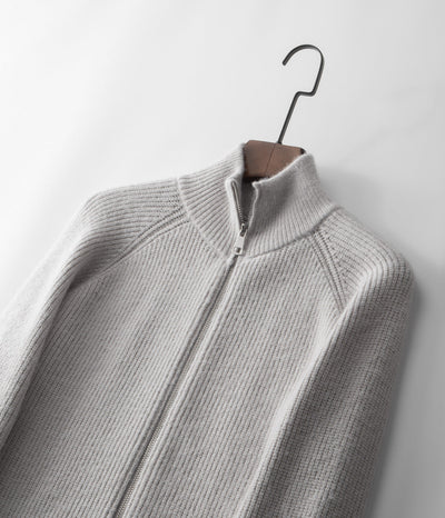 100% Merinowolle GESCHLOSSENER CARDIGAN