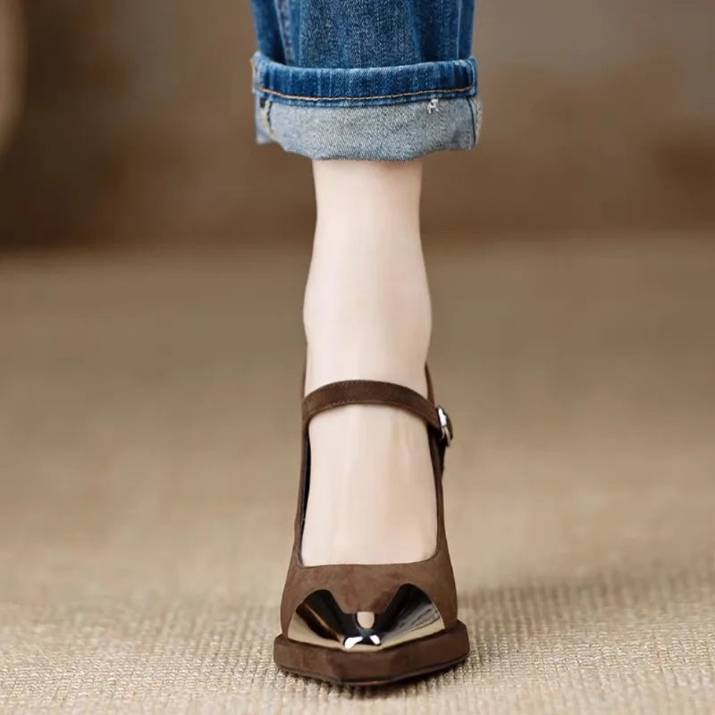 Mora Elegante Mary Janes