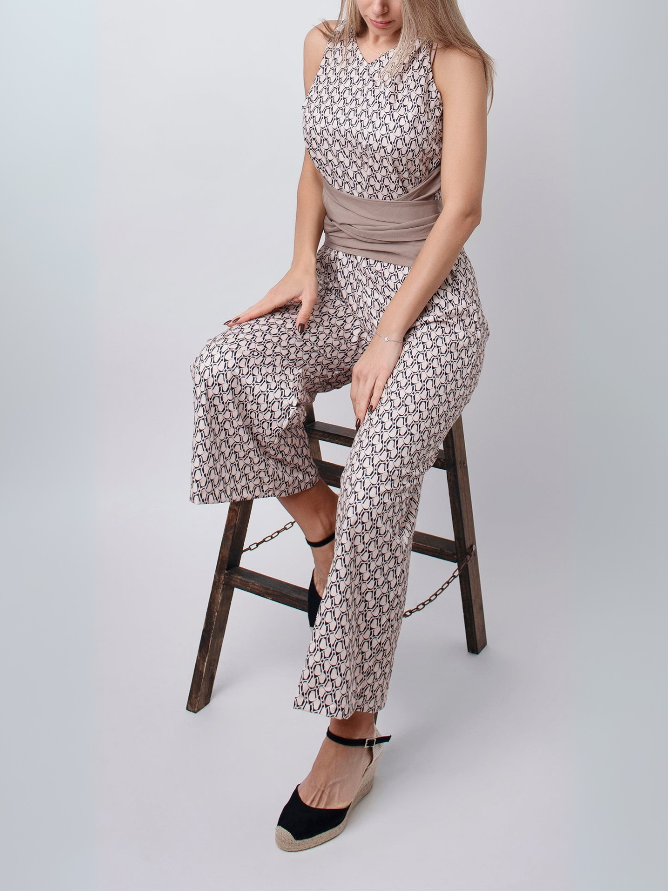 LK® | Ärmelloser Jumpsuit mit Rundhalsausschnitt